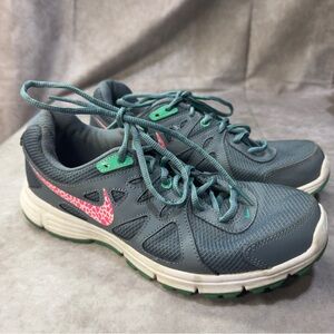 Nike Revolution 2 Gray Pink Running Shoes Women’s Size 9